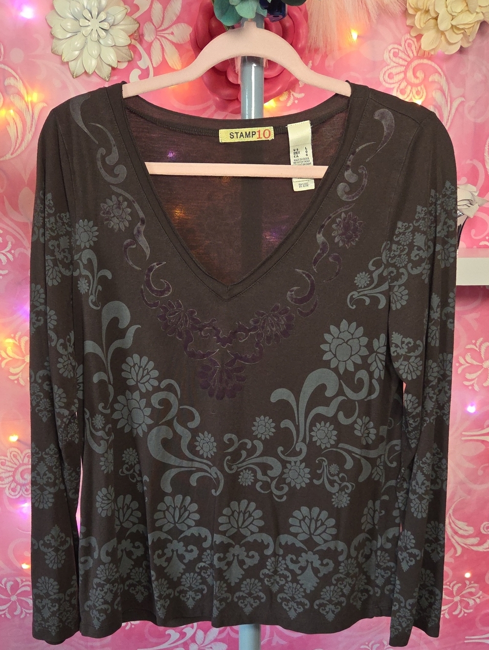STAMP10 Brown V-Neck Long Sleeve Floral Print Top